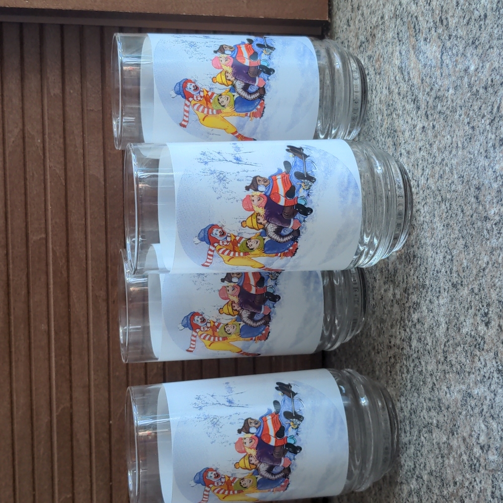 Vintage McDonald's Winter Scene Ronald McDonald Glasses- Set of 4